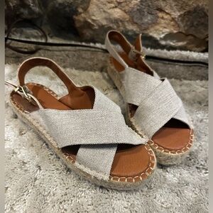 Alohas Platform Espadrille Sandals | Tan Criss-Cross Canvas | Size 39